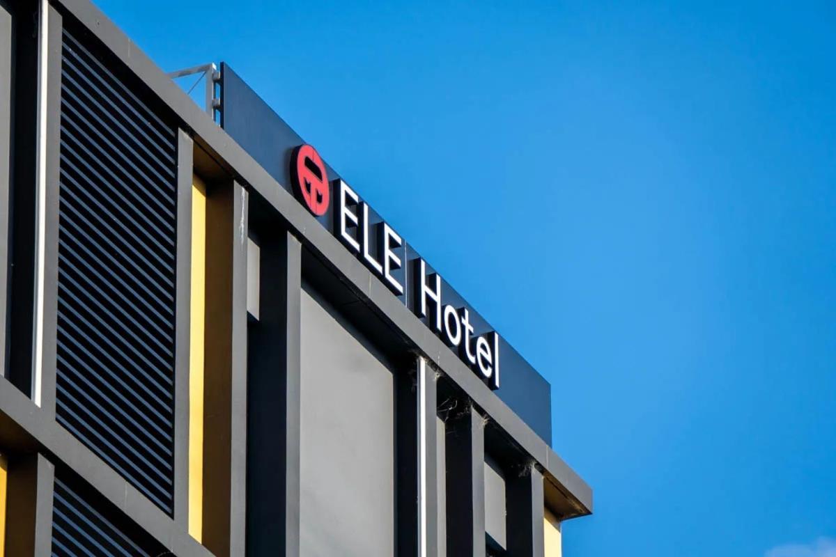 Ele Hotel Kuzuha Hirakata Dış mekan fotoğraf